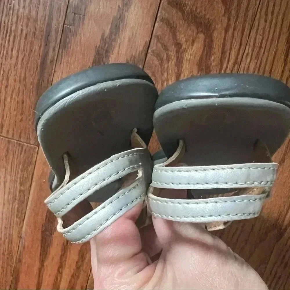 Olukai Eheu Girls sandals shoes flip flop with strap Sz G9